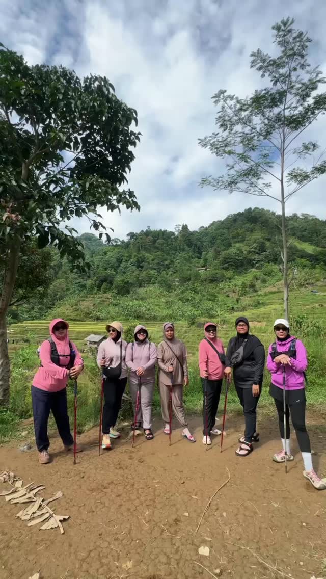 Terima kasih banyak kak. Bintang dah sahabat lainnya yang selalu setia menggunakan jasa kami🙏

Yuk buat sahabat yang masih bingung mau liburan kemana dan bosen liburan itu-itu aja🥳🥳
Mimin kasih yang terbaik🤠

Tunggu apalagi segera hubungin Mimin⤵️
082111015600
www.trekkingsentulcsa.com

#csatrekkingsentul #sentulviral #sentulselatan #sentulbogor #curugsentul