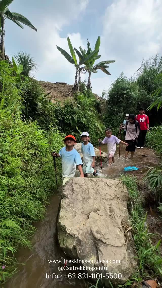 Terima kasih banyak kak. @meidihutagalung dan keluarga sudah  mempercayakan kegiatan trekkingnya bersama kami🙏

Yuk buat sahabat yang masih bingung mau liburan kemana dan bosen liburan itu-itu aja🥳🥳
Mimin kasih yang terbaik🤠

Tunggu apalagi segera hubungin Mimin⤵️
082111015600
www.trekkingsentulcsa.com

#csatrekkingsentul #sentulviral #sentulselatan #sentulbogor #curugsentul