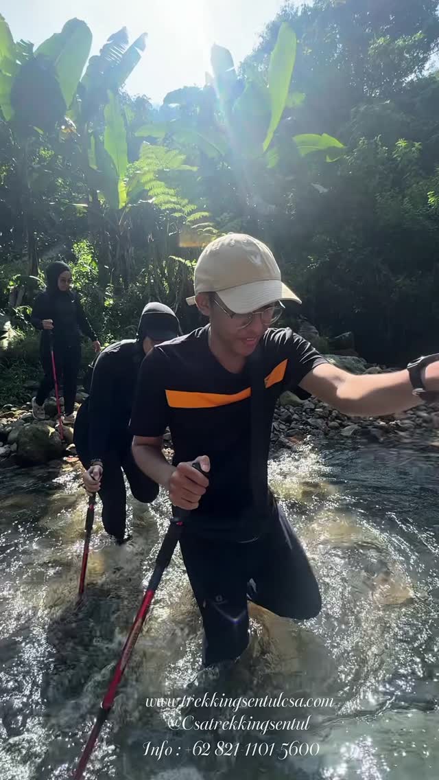 Terima kasih banyak kak. Rofi dan keluarga sudah  mempercayakan kegiatan trekkingnya bersama kami🙏

Yuk buat sahabat yang masih bingung mau liburan kemana dan bosen liburan itu-itu aja🥳🥳
Mimin kasih yang terbaik🤠

Tunggu apalagi segera hubungin Mimin⤵️
082111015600
www.trekkingsentulcsa.com

#csatrekkingsentul #sentulviral #sentulselatan #sentulbogor #curugsentul