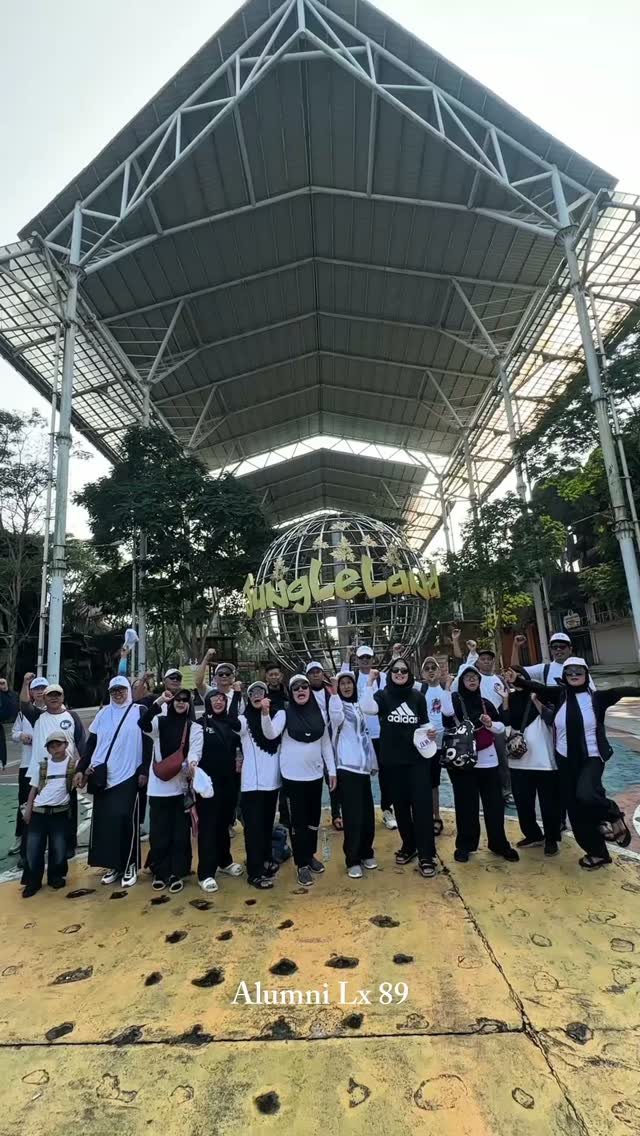 Terima kasih banyak sahabat @csatrekkingsentul dari Alumni LX89 sudah Reuni bersama kami dan selamat Ulang Tahun ibu Ketua. Semoga panjang umur dan sehat selalu🙏🙏
Yuk ajak sahabat,keluarga dan teman kantormu untuk kegiatan bersama kami🖐️
Tunggu apalagi segera hubungin Mimin⤵️
082111015600
www.trekkingsentulcsa.com
#csatrekkingsentul #sentulviral #sentulselatan #sentulbogor #curugbogor